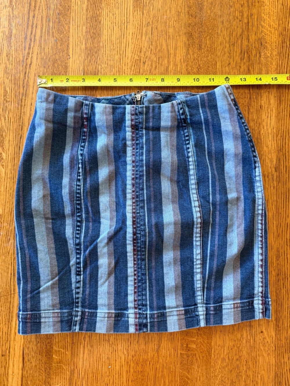 Free People Denim Mini Skirt Striped Y2K Low Rise Blue Size 2 EUC
